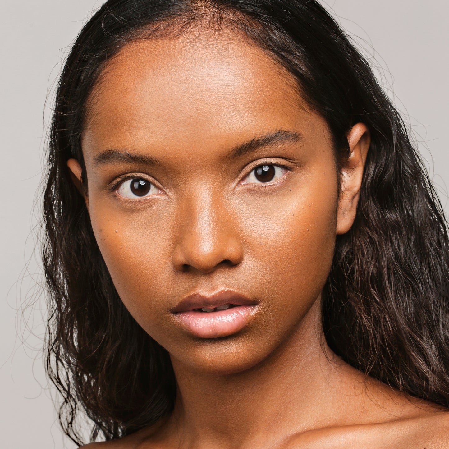 Skin Equal Foundation 30 ml - #70 Caramel