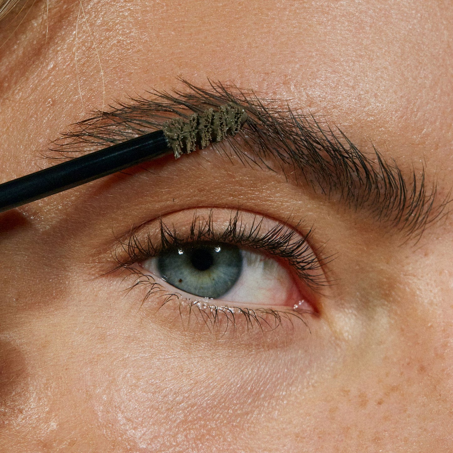 Grow & Fix Tinted Brow Gel - #3 Frosty Taupe