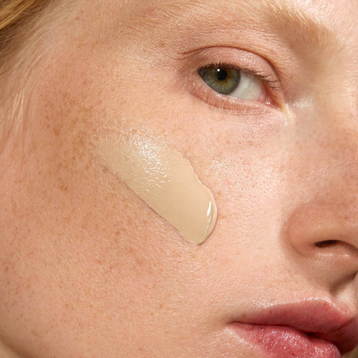 SKINONYM Semi-Matte Peptide Foundation 30ml - #20 Ivory